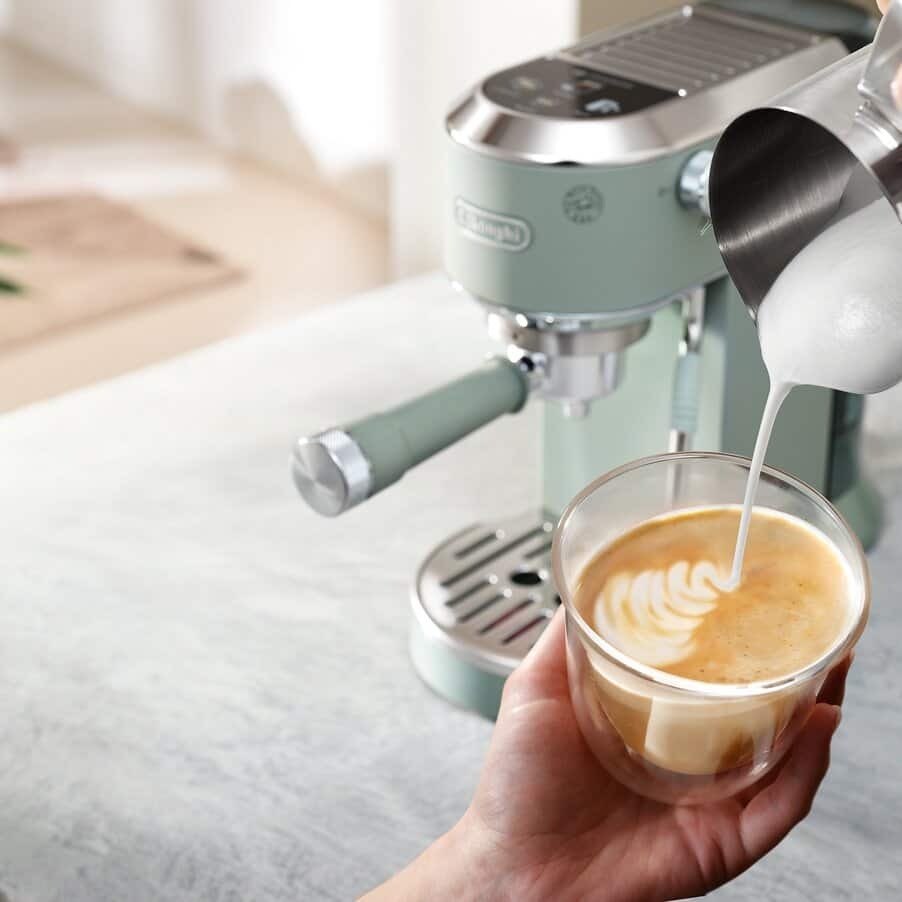 Tongkat Uap Bergaya Komersial yang Kuat